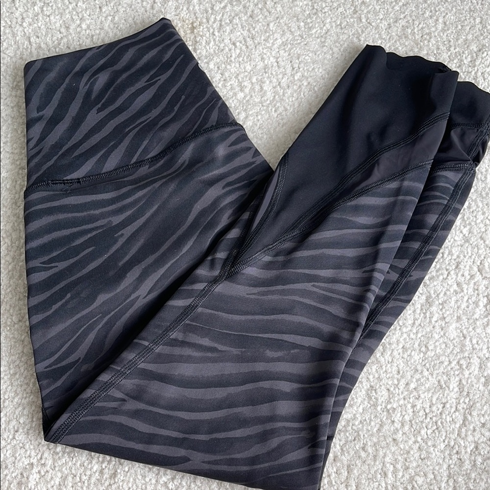 Lululemon Black Zebra Print Leggings. Pristine condition no tag